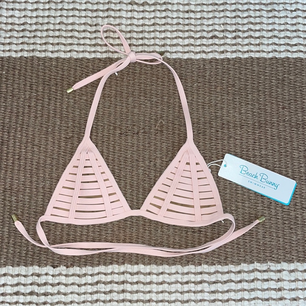 NWT Beach Bunny Bikini Top!